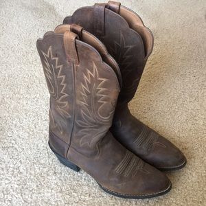 Only worn a few times!